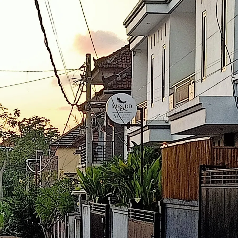 MISS DD LASHES EYELASH EXTENSION BALI HOME SERVICE - (BEST EYELASH IN BALI) 4