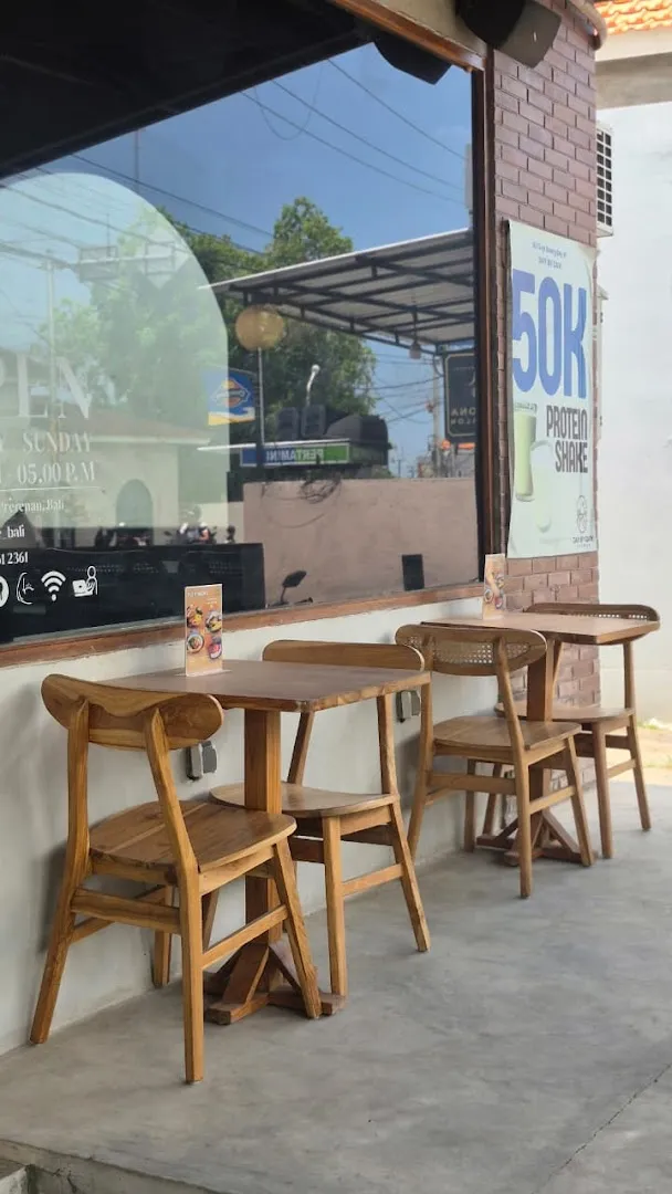 Day by Day Coffee & Eatery