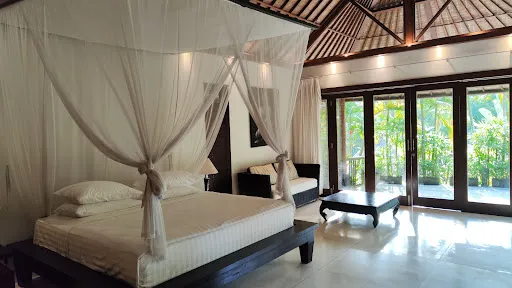 Omecure Bali 1
