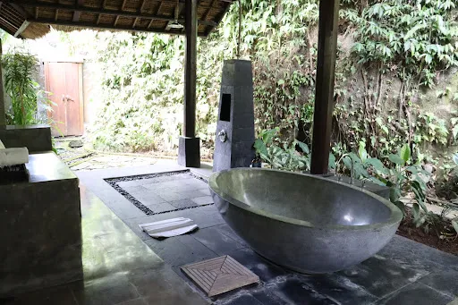 Omecure Bali 4