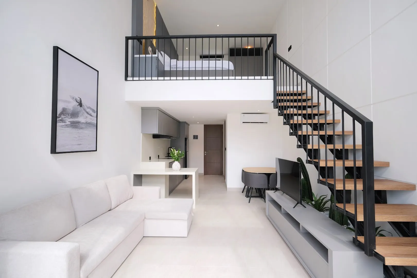 The R Apartment Pererenan 3