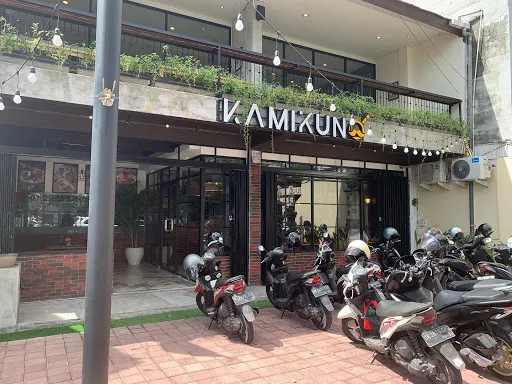 Kamikuno Asian Eatery 3