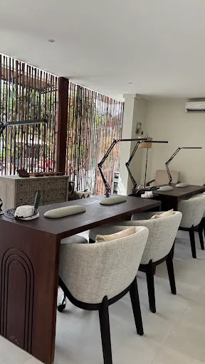 Amika Nails & Beauty Care 3