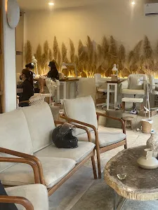 Nokti beauty bar 1