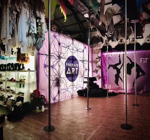 Bali Circus Academy - Follow Art 1