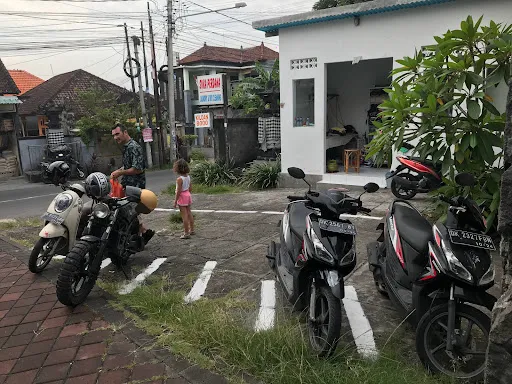 Bali Circus Academy - Follow Art 3