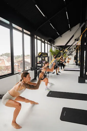 TOPSTRETCHING GYM & STUDIO BATU BOLONG 4