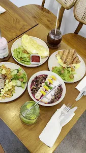 Kopiten Coffee Shop 4