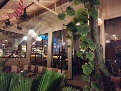 Long Play coffee & wine 4