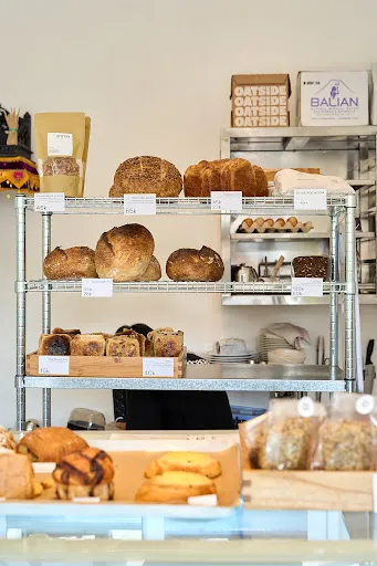 BAKED. Brew Bar & Roastery - Padonan 3