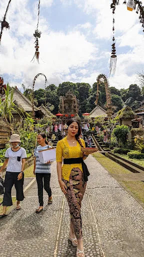 Paket tour murah