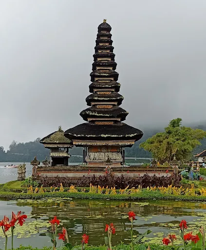 Paket tour murah 4