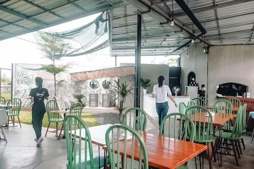 Kumpi Kitchen & Grill 4