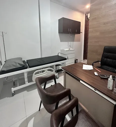 THE MEDICAL CANGGU BATU BOLONG & INFUSION BALI (24 Hours Doctor, Home Care, Rabies Vaccine) 2