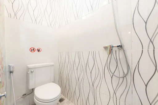 RedDoorz Hostel @ Pererenan Canggu 3