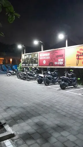 ECHO BEACH Parking Area 1