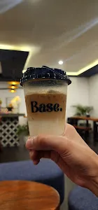 BAS COWORKING COFFEE RESTO & BAR 1