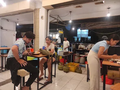 King Geprekz Dalung 1