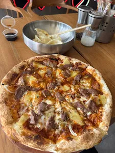 Pizza&Dumplings 4