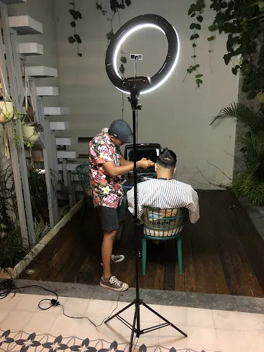The Home barber service (mobile barber) outcall barber 4