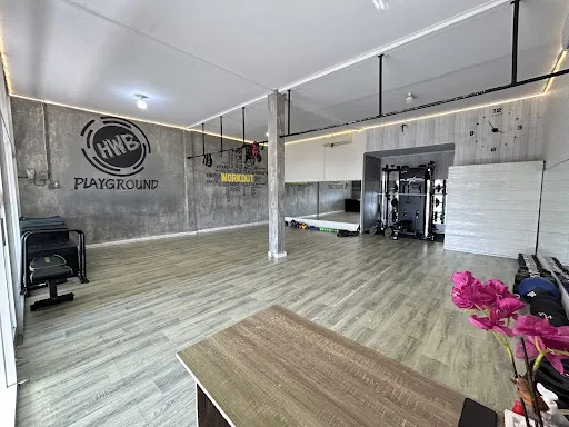 HWB - HIIT WORKOUT BALI 1