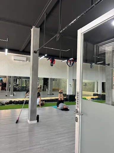 HWB - HIIT WORKOUT BALI 4