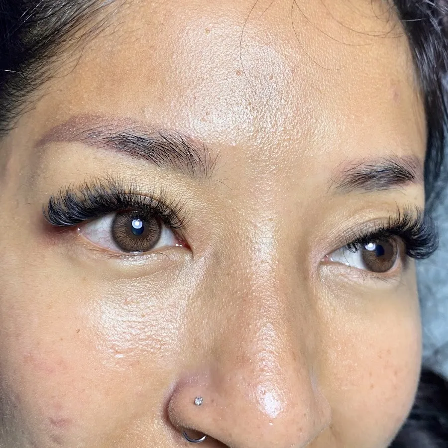 Moolan Space Lashes & Nails 3