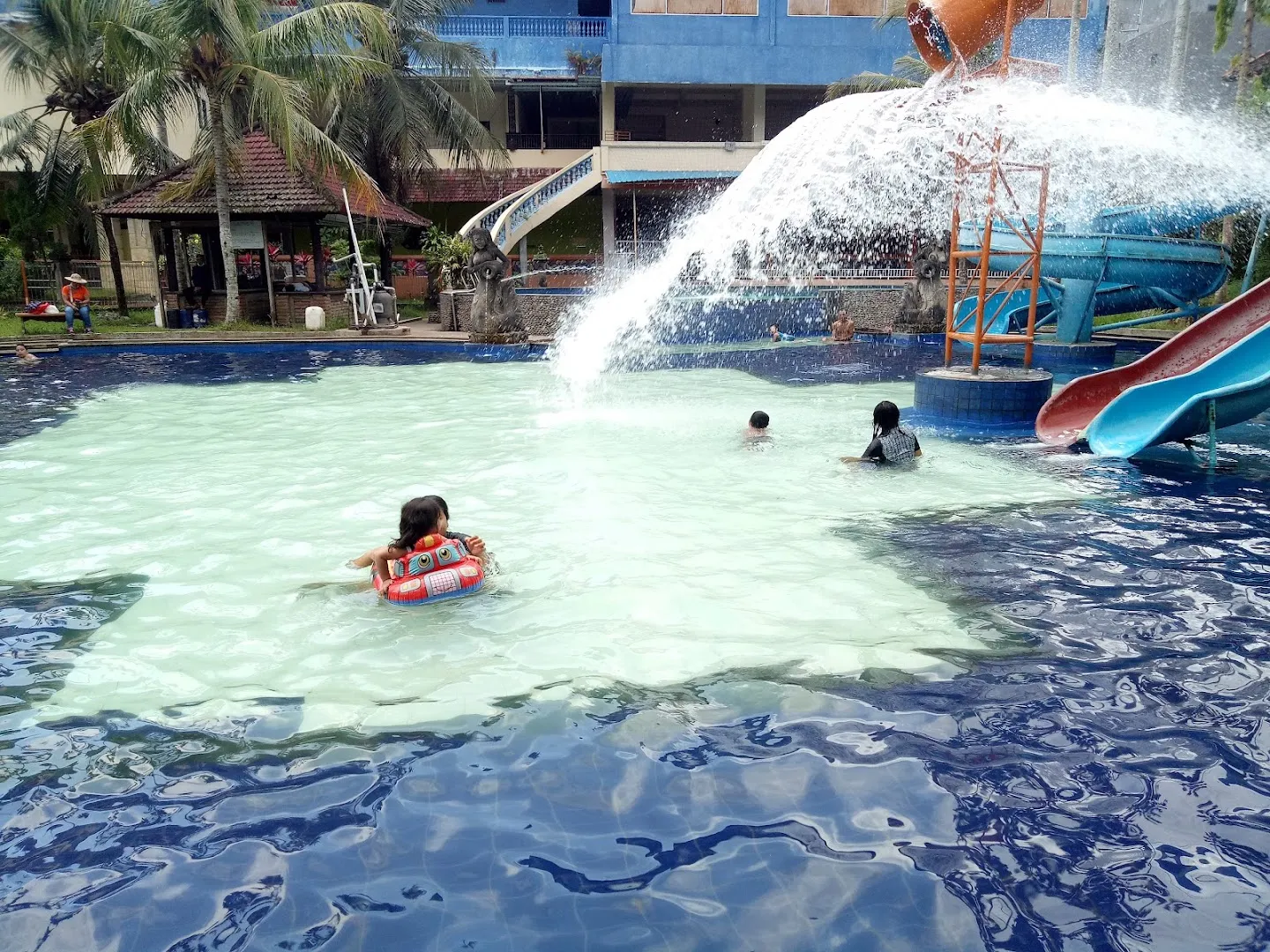Clubhouse Waterpark (Taman Ceria) 2