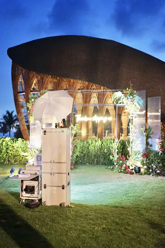 BALI ISLAND PHOTOBOOTH 2