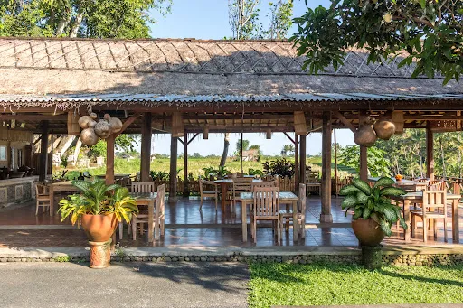 Taman Rai Hotel 1