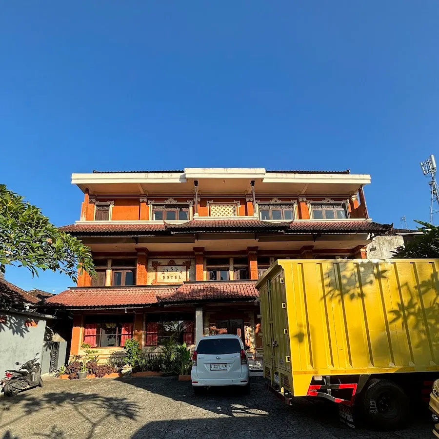 Hotel VISTA Tabanan 1