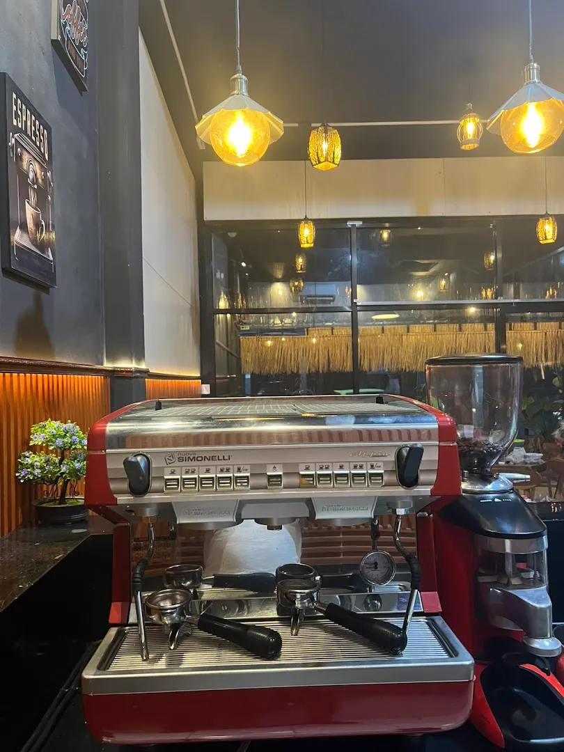 SS Coffee & Barber 3