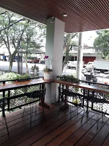Makoe Bali 1
