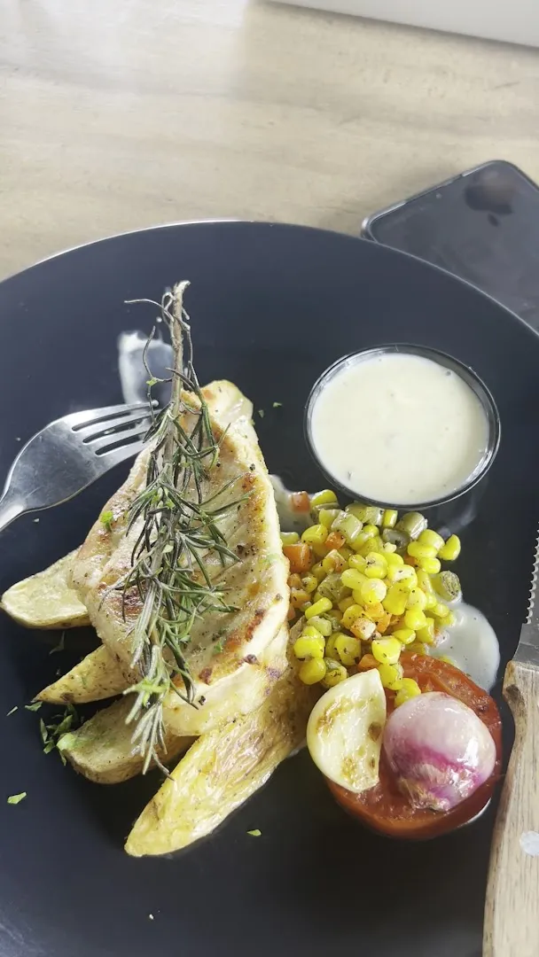 Greenbumi Cafe 1