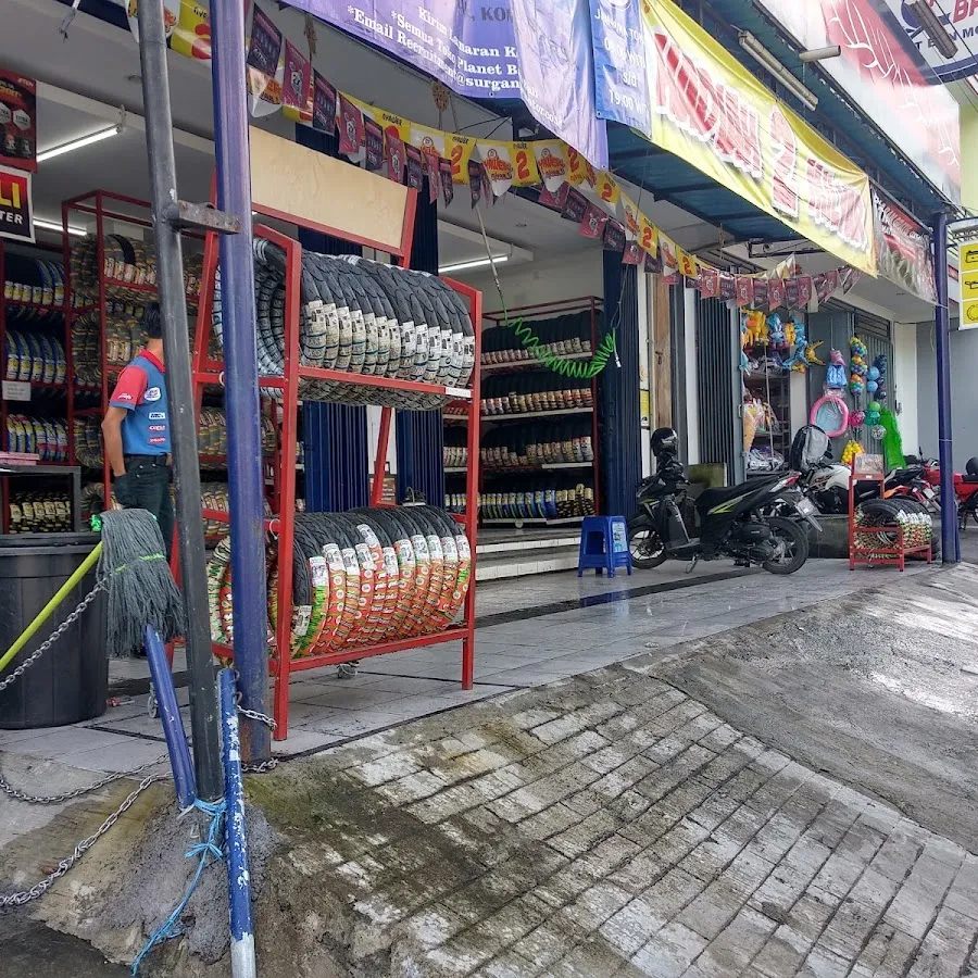 Planet Ban Pahlawan Delod Peken 3