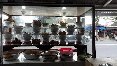 RM Padang Sumbar Hidup, Mengwi, Mengwitani, Kab.Badung, Bali, 2