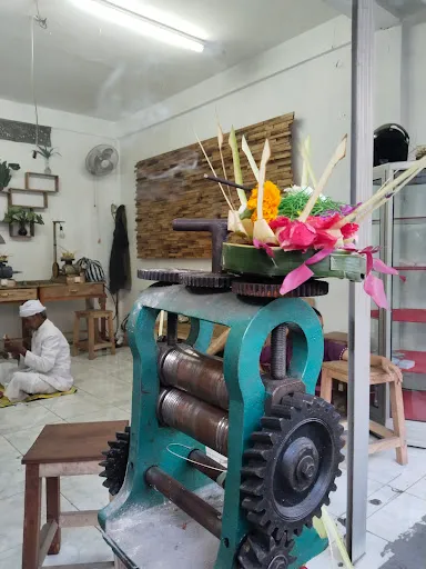 Gede Ubud silver class 1