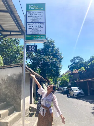 Praktek Dokter Gigi Family Dentist 2