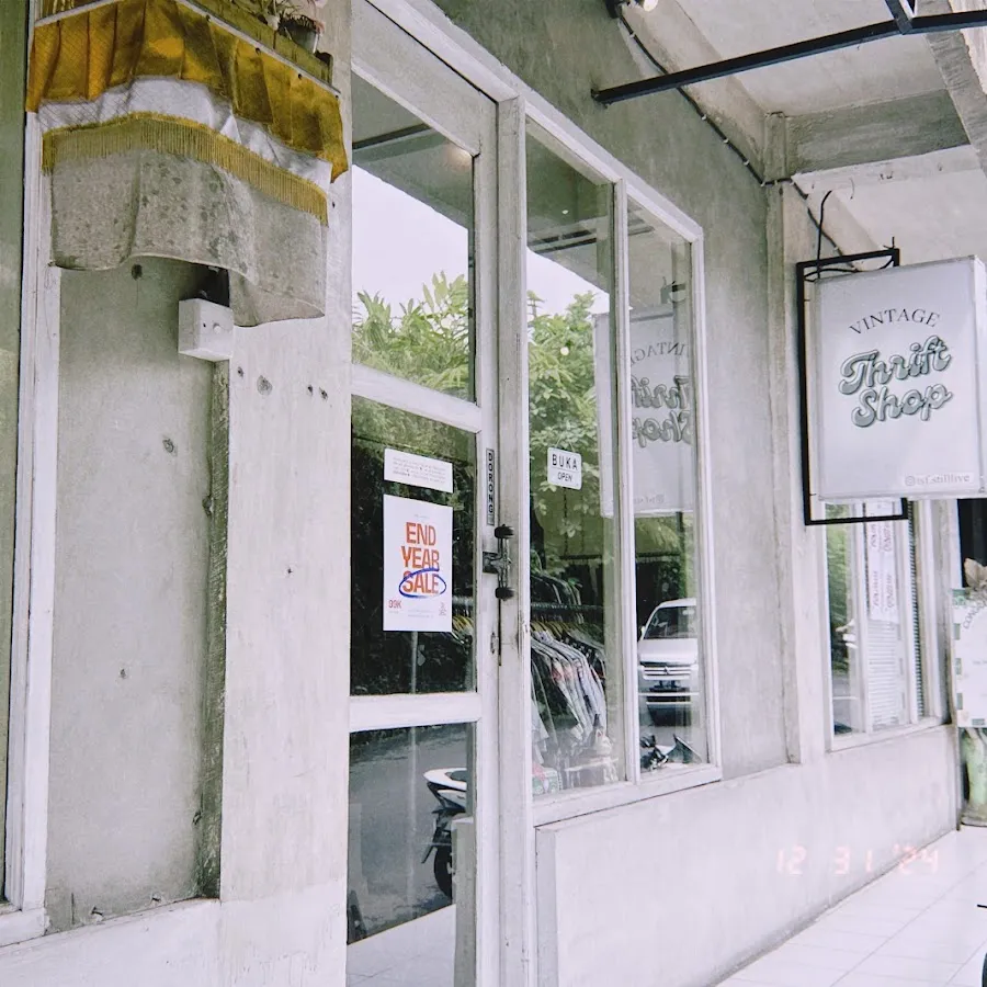 TSF thrift shop in ubud 3