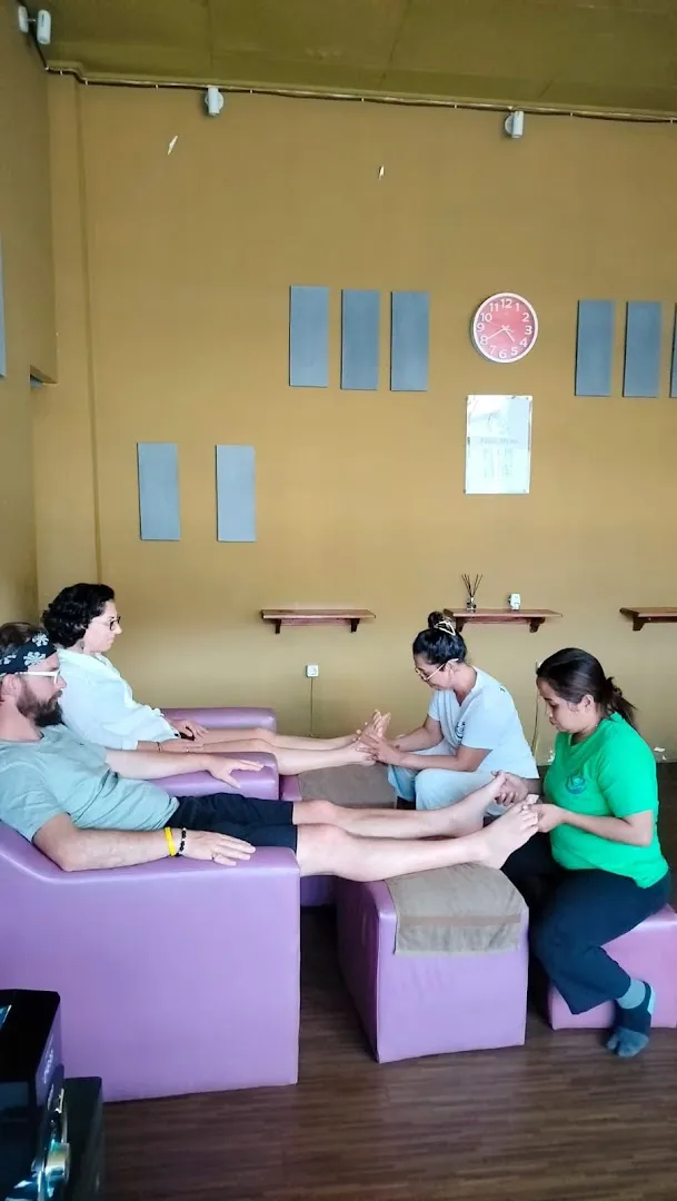 Taksu Muwa ● Hypnotherapy, Yoga, Salon & Spa 1