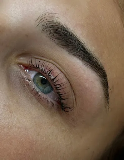 VACUUM beauty studio - manicure| pedicure| lashes| brows| salon Ubud 4