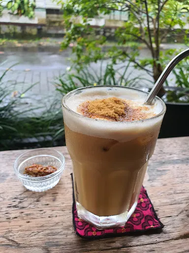 Old Friends Coffee --Bali Coffee Farmer & Roaster 4