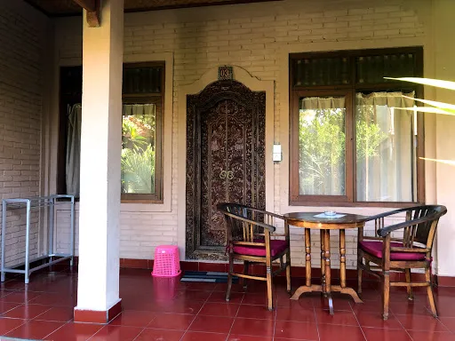 Merthayasa Bungalows 4