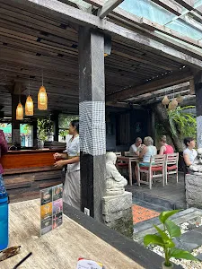 Sami Warung & Bar II - Panestanan Ubud 1
