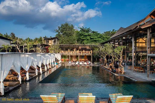 Titi Batu Ubud Club 1