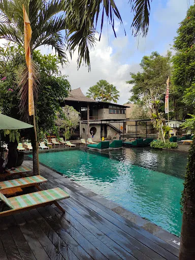 Titi Batu Ubud Club 2