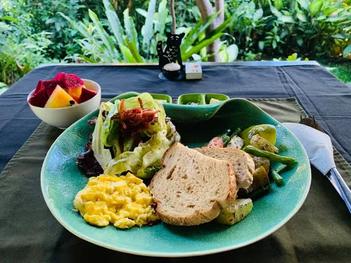 Prasanti Bed & Breakfast 2