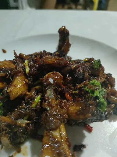 Warung Lalapan Krengsengan Madiun 2