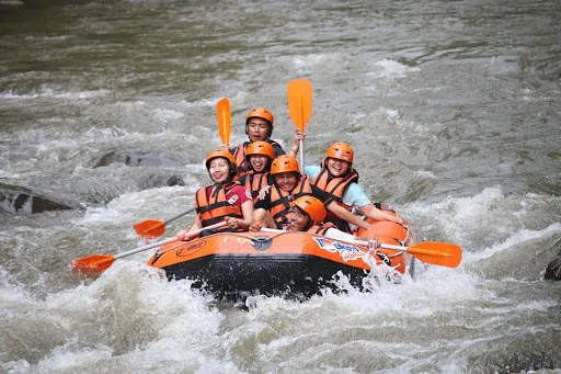 Bali Amazing Rafting 1