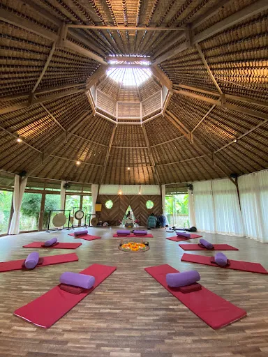 The Cocoon Method - Holistic Breathwork 1